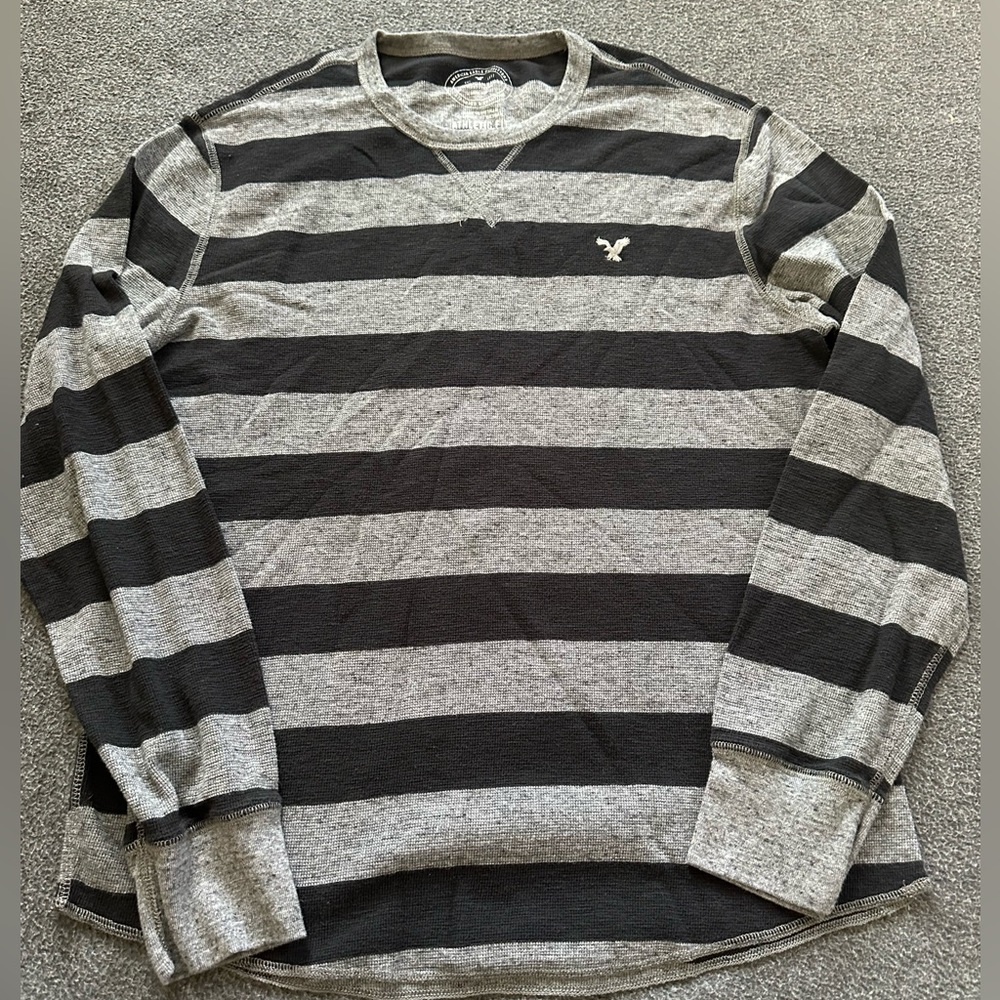 American Eagle Outfitters Black and Gray Striped Long Sleeve Tee